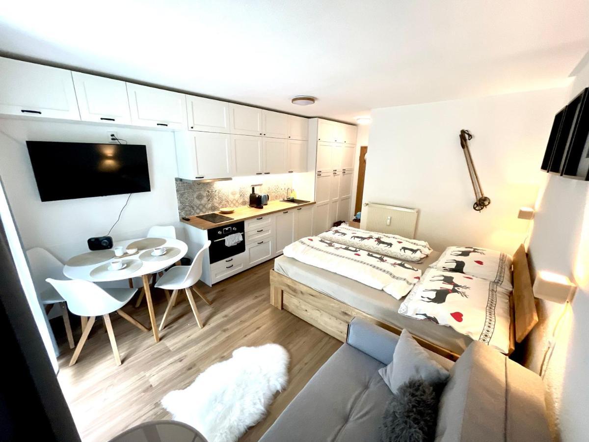 Neu renoviert- Apartments Michaela Philippsreut Exterior foto